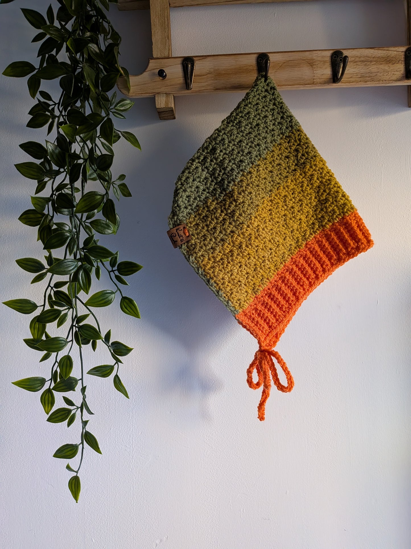 2-4y Autumnal Pixie Bonnet